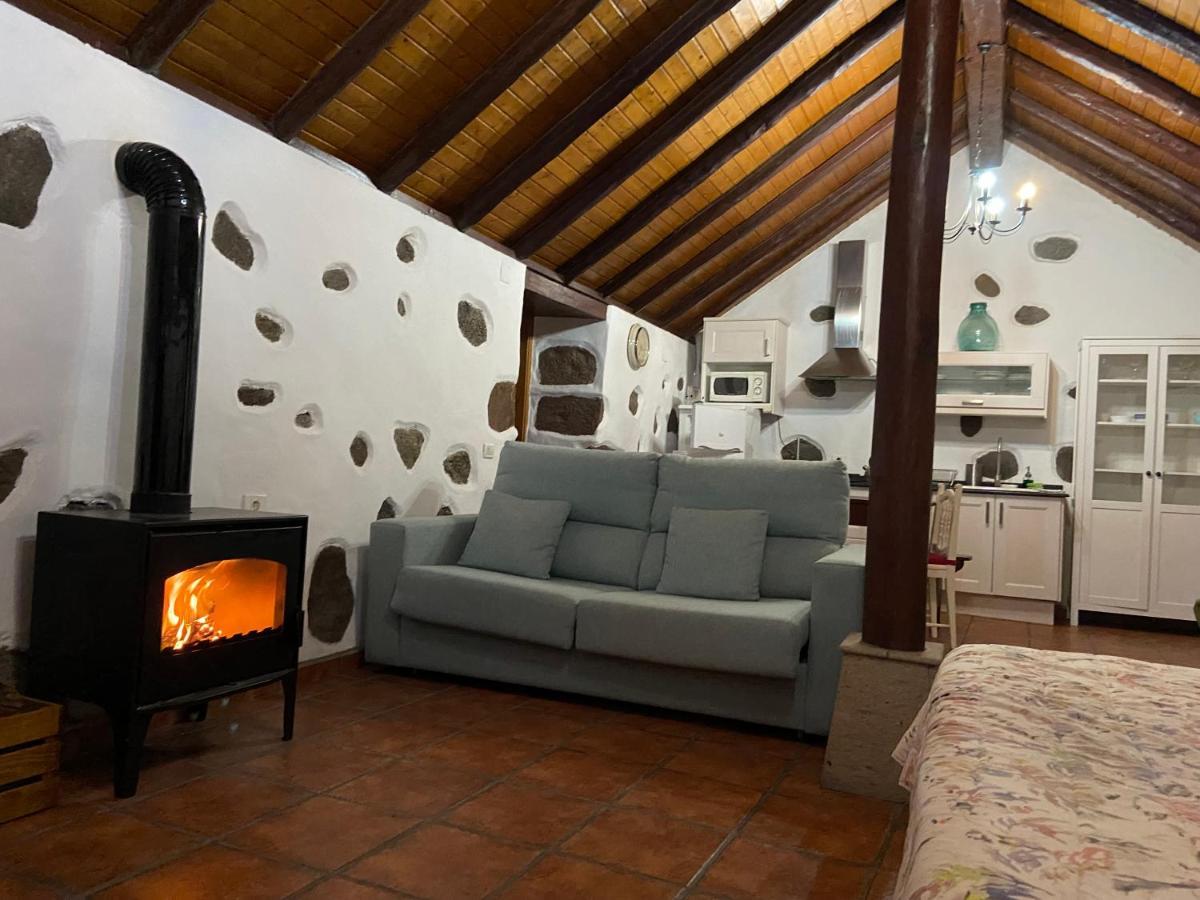 הוילה Santa Lucia La Casa Vieja De La Montana מראה חיצוני תמונה